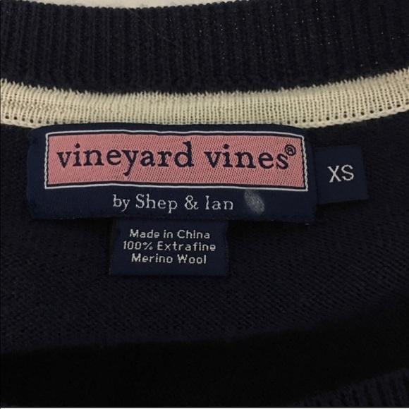 Navy Vineyard Vines Cardigan - Picture 2 of 3